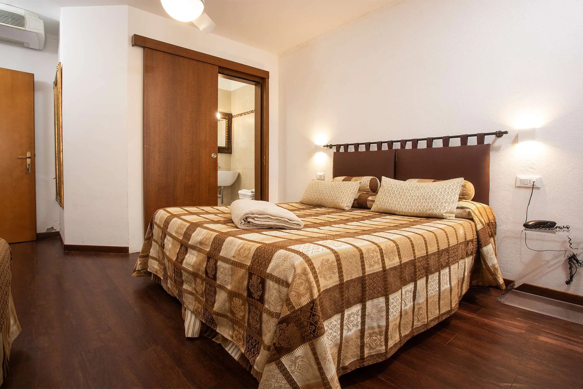 Tripla -