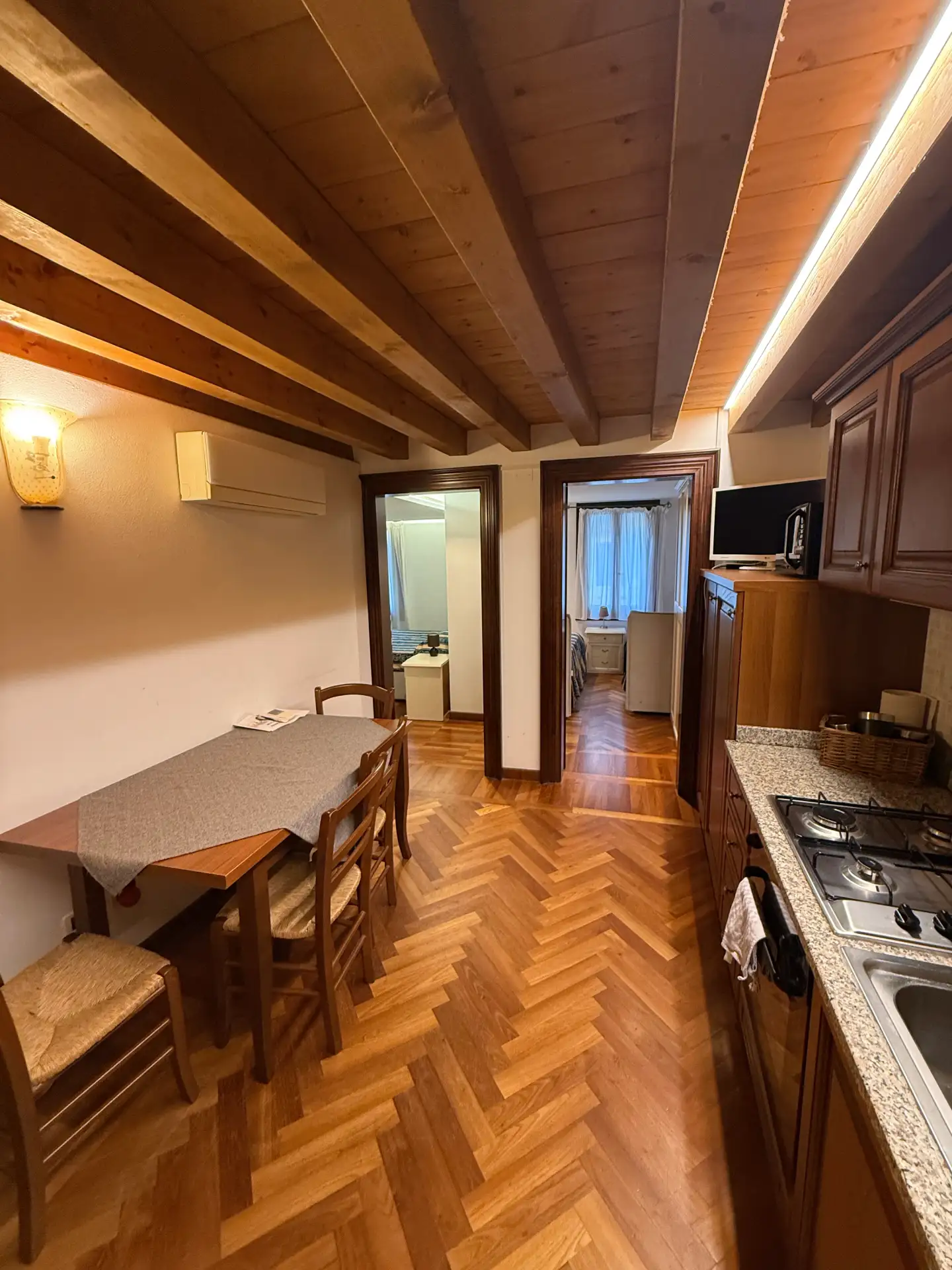 ghetto 1 - kitchen 3