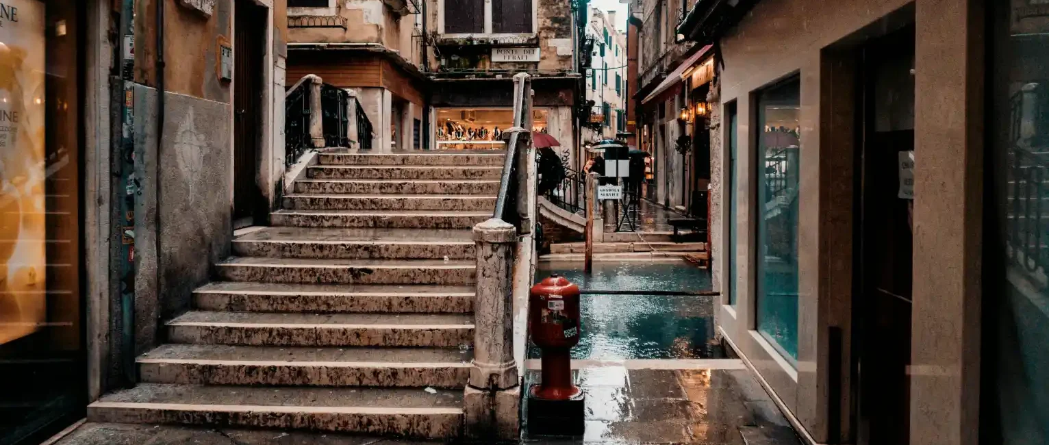 Quiet central hotel in Venice